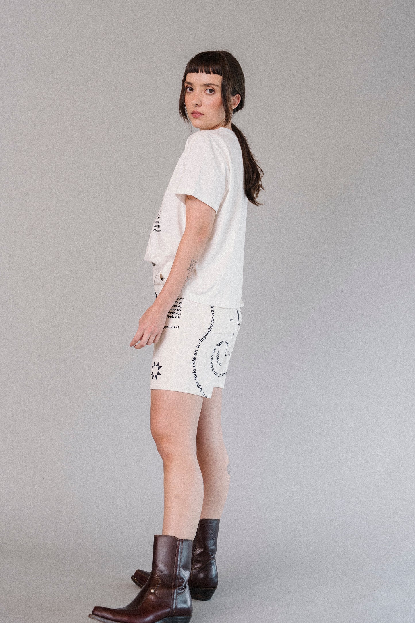 Camiseta crop PALABRAS