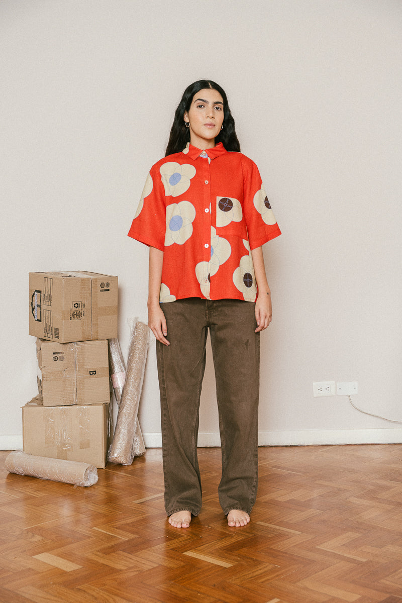 CAMISA FLORES FUEGO - UNISEX